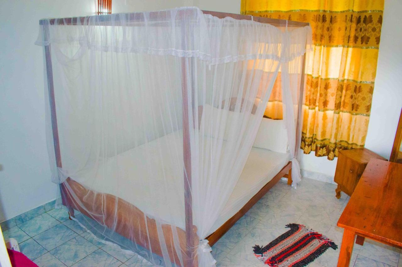 Surfers Paradise Weligama Εξωτερικό φωτογραφία
