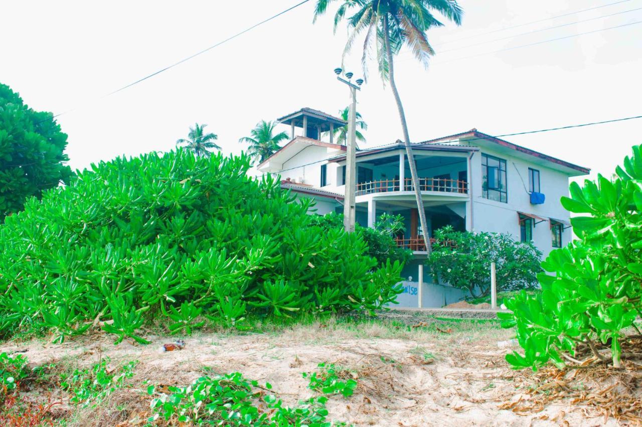 Surfers Paradise Weligama Εξωτερικό φωτογραφία