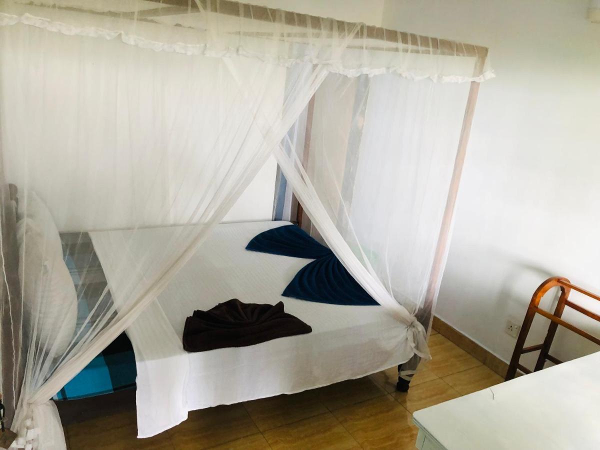 Surfers Paradise Weligama Εξωτερικό φωτογραφία