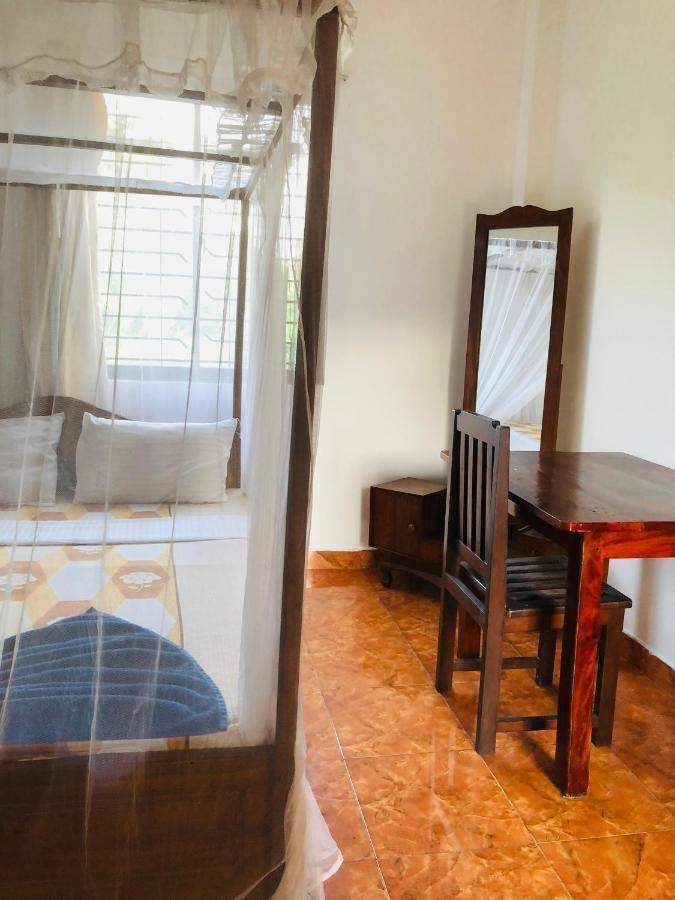 Surfers Paradise Weligama Εξωτερικό φωτογραφία