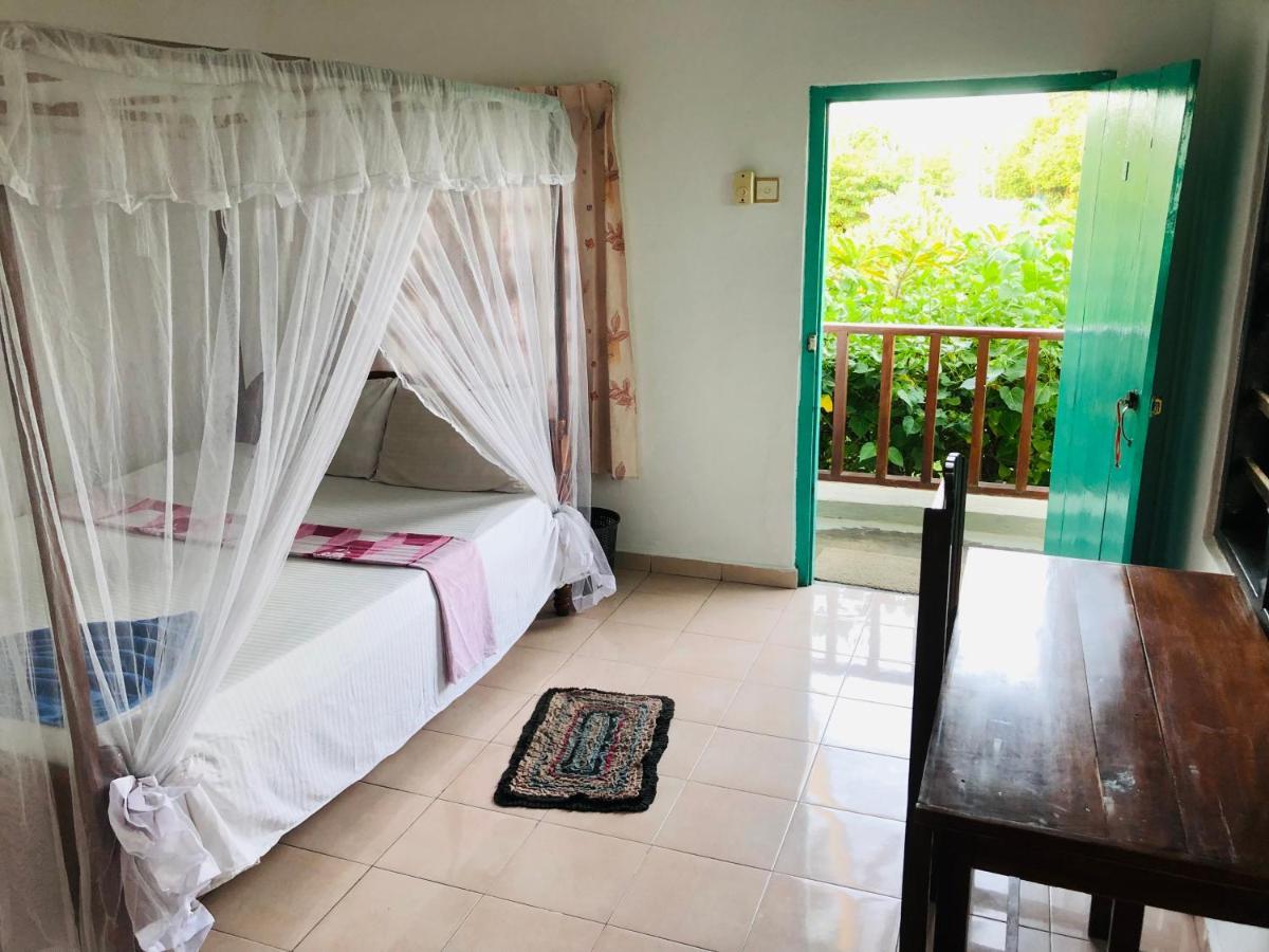 Surfers Paradise Weligama Εξωτερικό φωτογραφία