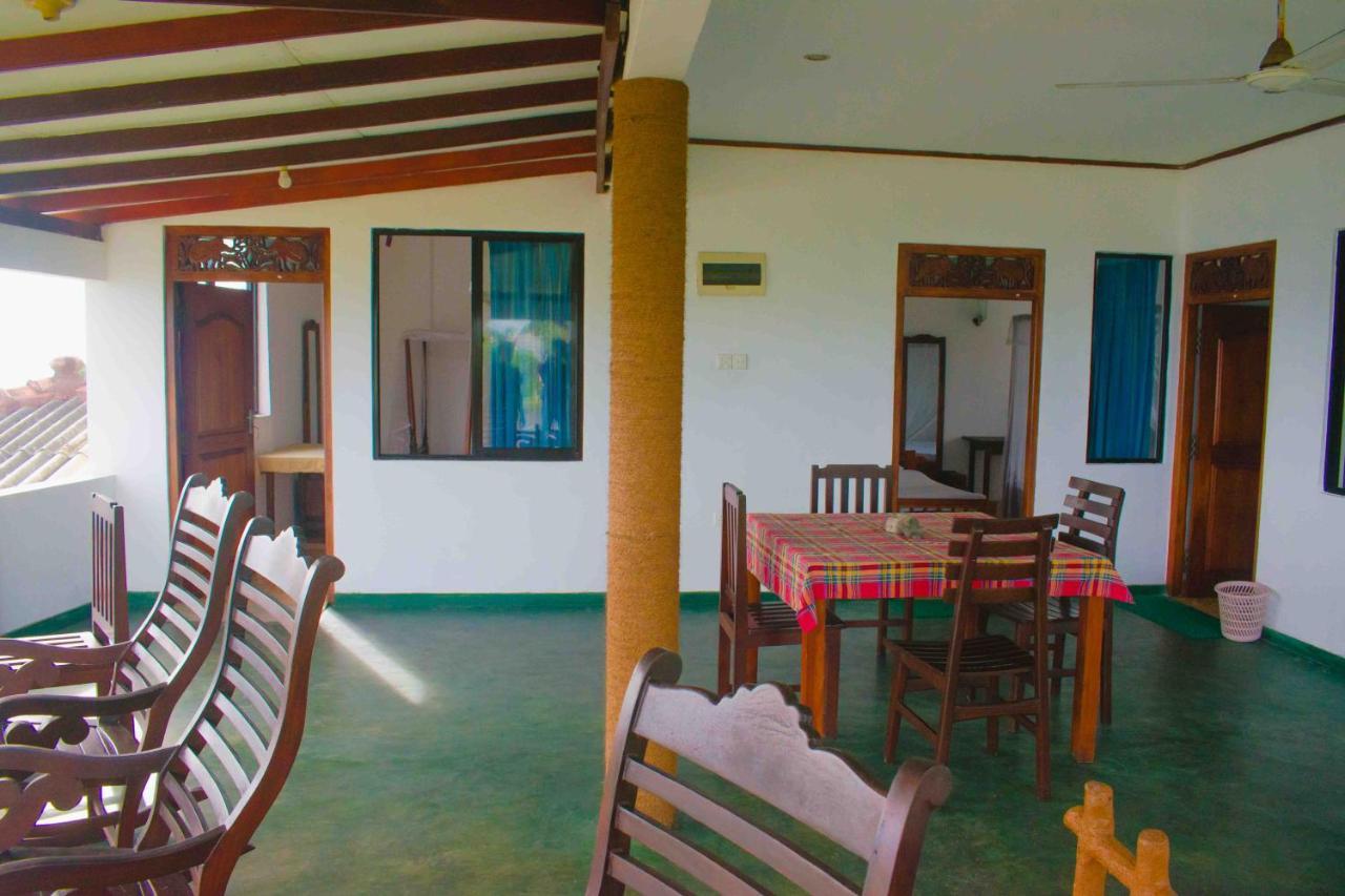 Surfers Paradise Weligama Εξωτερικό φωτογραφία