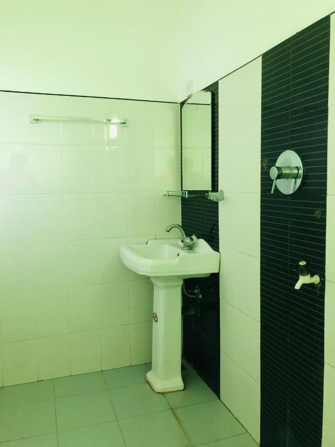 Surfers Paradise Weligama Εξωτερικό φωτογραφία